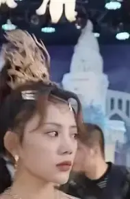 绝世战魔的女帝老婆