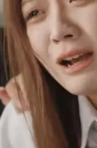 她不哄他了