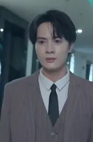 凛冬散尽星河长明