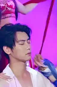 狂龙傲世